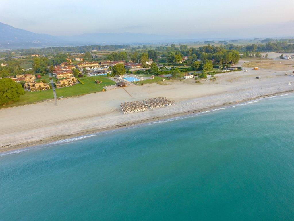 Изглед отвисоко към хотел Dion Palace Resort & SPA 5* Литохоро, Гърция
